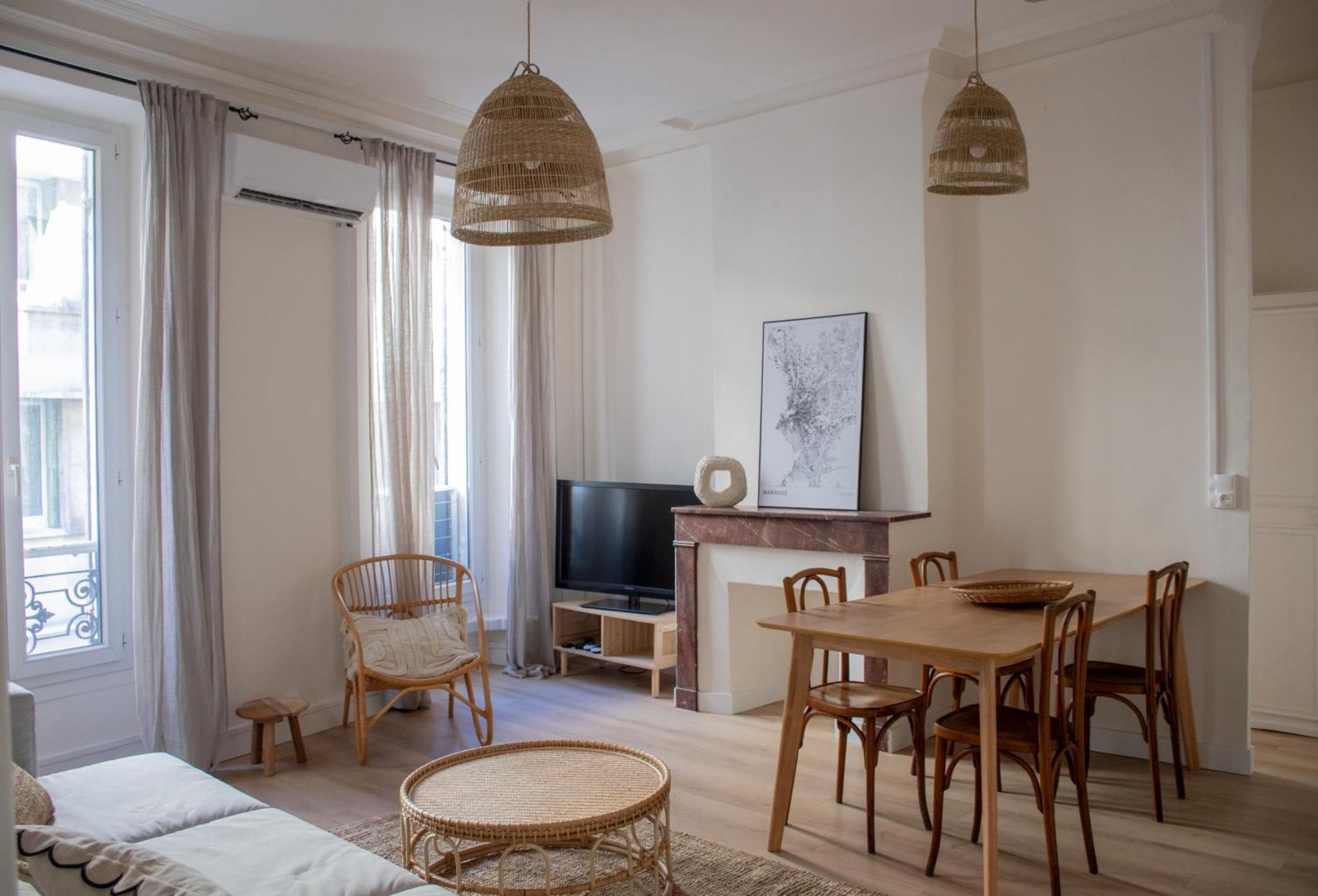Appartamento Cozy Flat Fully Renovated By Interior Designer Marsiglia Esterno foto